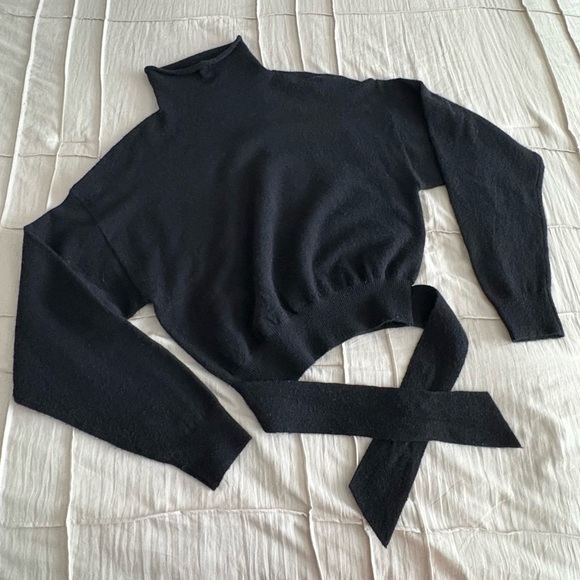 Wilfred Black Mock Neck Wrap Tie Sweater – XS (Aritzia) - Picture 2 of 4
